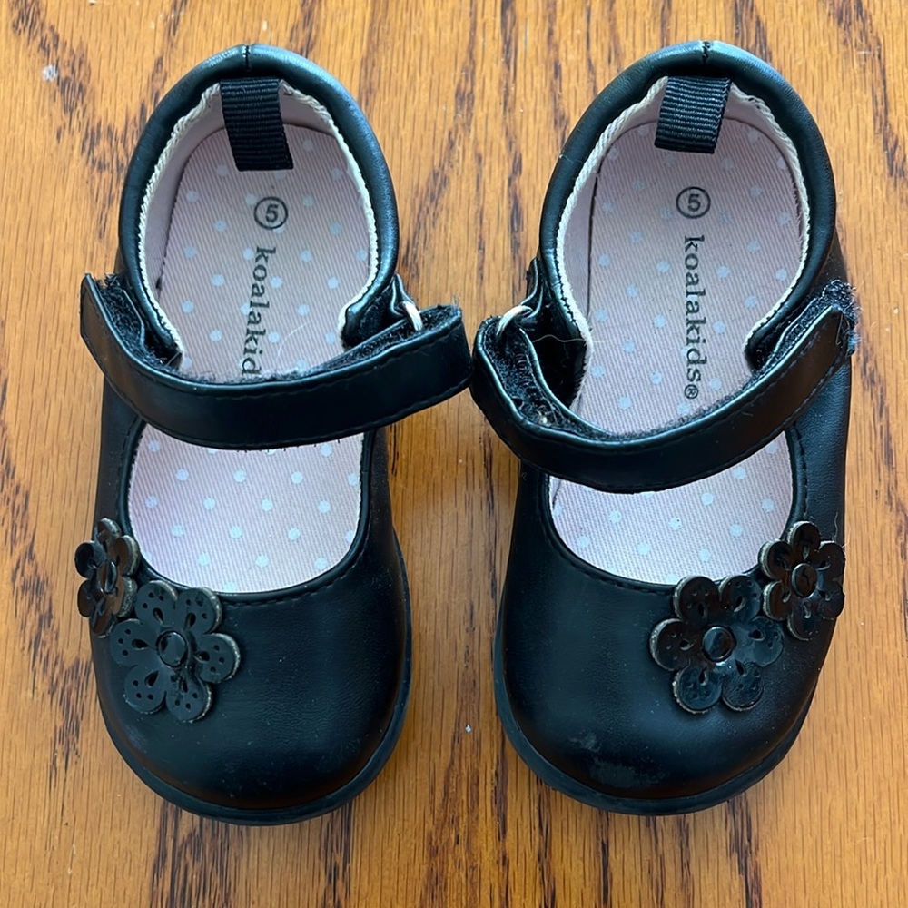 Koalakids size 5 dress shoes